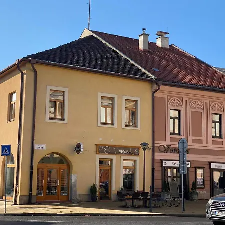 Venuša 3*